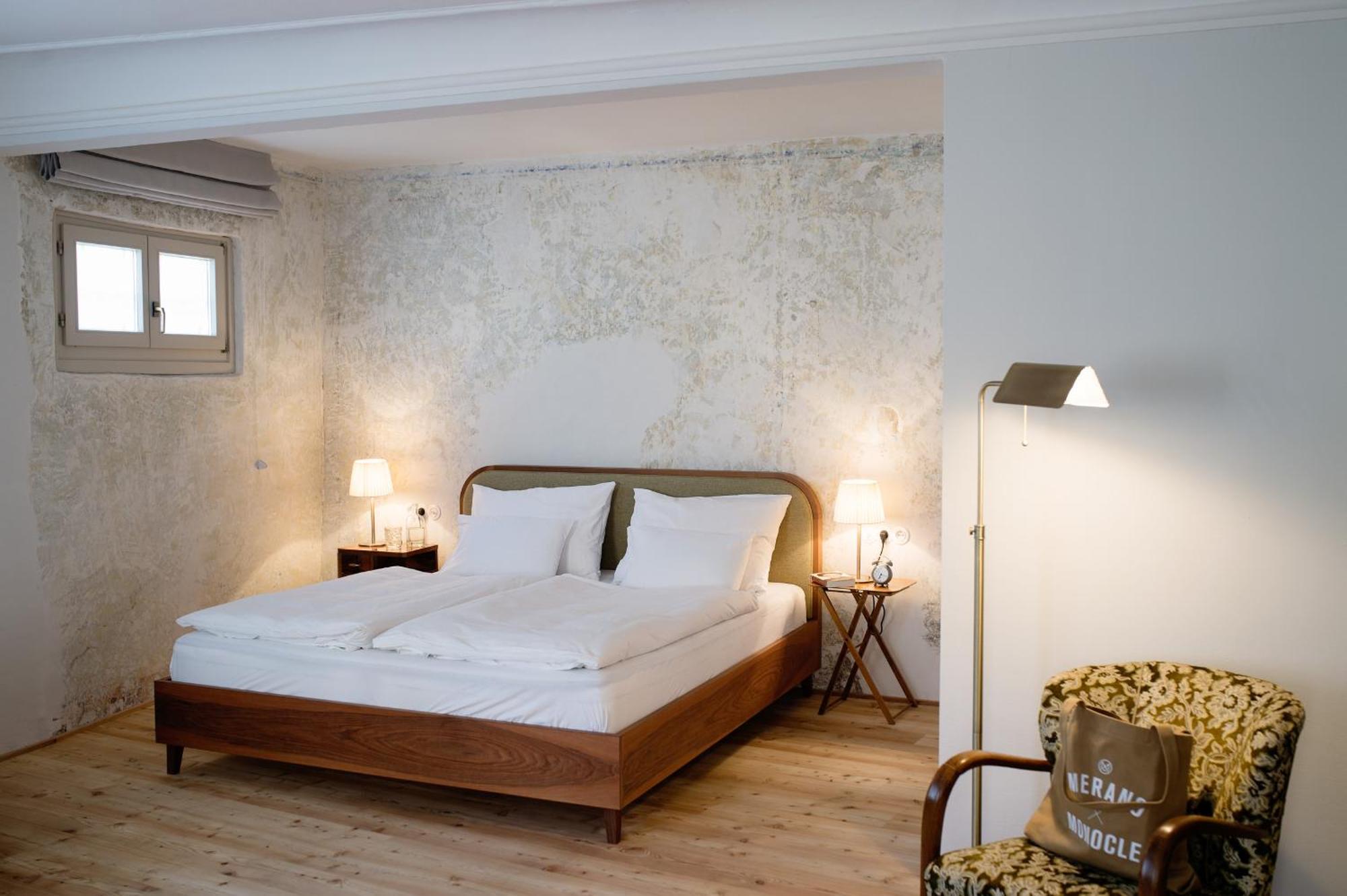 1477 Reichhalter Bed & Breakfast Lana Bagian luar foto